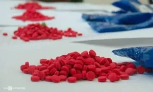 Cựu cảnh sát tạo vụ buôn ma túy để 'bắt giữ, lập công' Cựu cảnh sát tạo vụ buôn ma túy để 'bắt giữ, lập công'