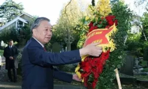 Tổng Bí thư Tô Lâm viếng mộ Karl Marx tại Anh