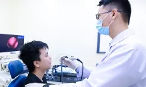 Vì sao hay chảy máu cam mùa lạnh?