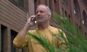 Khổ sở vì bị mạo danh trên mạng, lừa tình nhiều phụ nữ suốt 15 năm